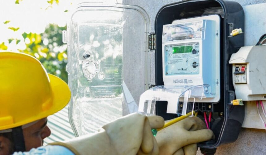 Meter-shifting deadline eased to January 2026 1 a smart prepaid meter being installed by intellismart 2024 11 47c60bf645a80ec9d73bca3dad54e182 3x2 1 e1766913398206