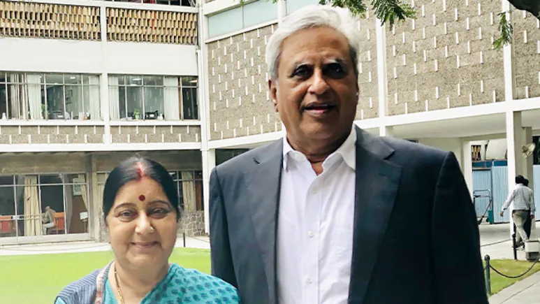 Swaraj Kaushal, Former Mizoram Governor and Husband of Sushma Swaraj, Passes Away at 73 1 aeps118g swaraj kaushal sushma swaraj