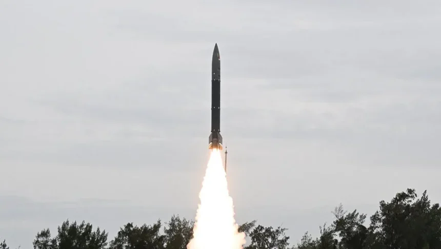 DRDO successfully conducts salvo launch of two Pralay missiles in Odisha 1 e5kugu2c pralay missile odisha 625x300 29 July 25 e1767196836657