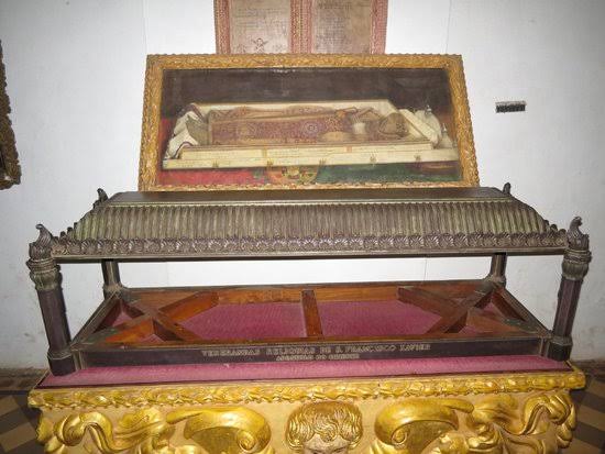 The Remarkable Story Behind the Crystal Urn That Protects St. Francis Xavier’s Sacred Relics 2 framework made to originally hold the urn