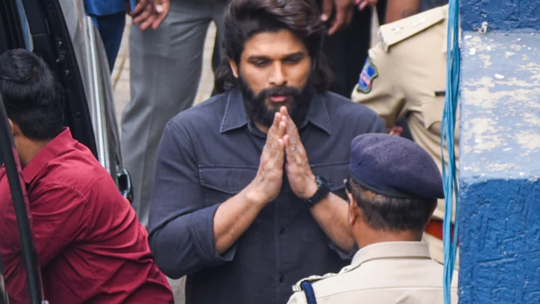 Allu Arjun named in chargesheet over Pushpa 2 stampede case 1 gu8i0on allu