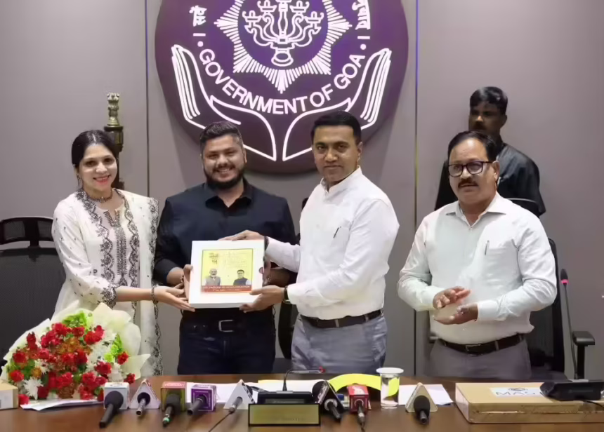Goa Police Return Laptops Donated by Fraud Accused Vaibhav Thakar 1 photo e1765369679553