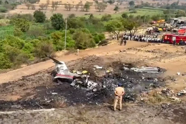 592624 ajit pawar plane crash 1