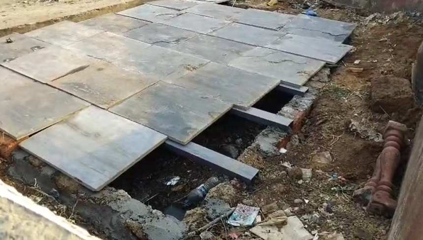 Health Hazard at Margao KTC Bus Stand: Open Soak Pit Behind Sulabh Pay Toilet Raises Alarm 1 Screenshot 2026 01 24 103016
