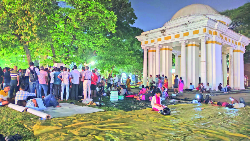 Hunger Strike Ends at Azad Maidan After Six Days Following Government Assurances 1 Azad Maidan Protest 1