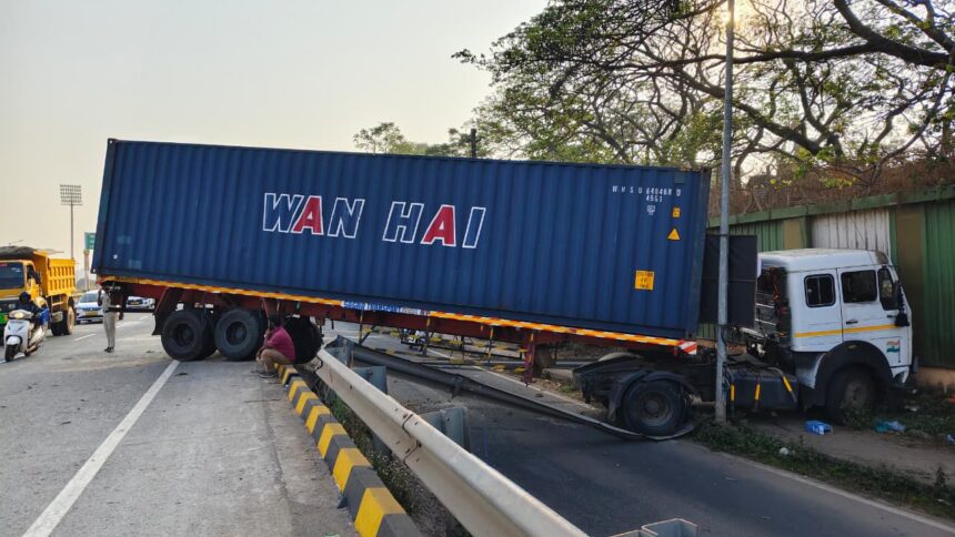 Container Truck Skids Near GMC Bambolim: Traffic Diverted, No Major Injuries 1 WhatsApp Image 2026 02 22 at 8.35.24 AM