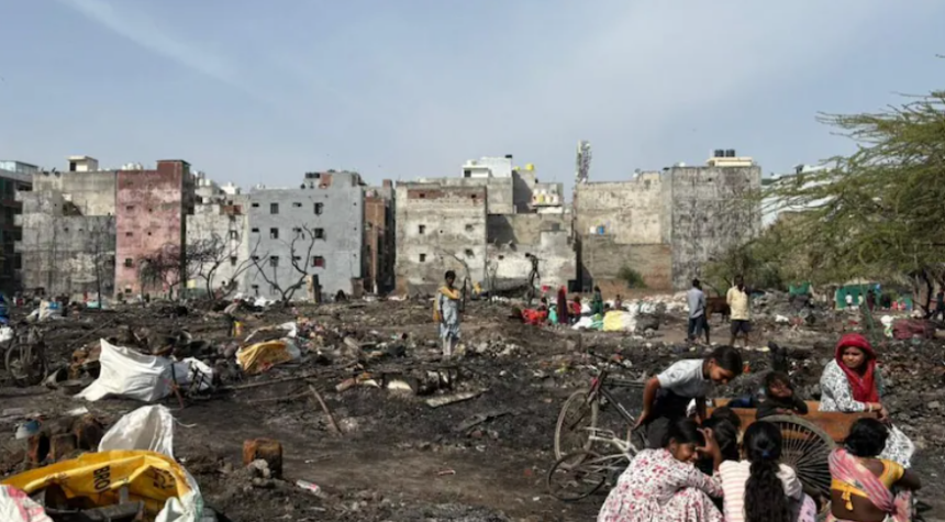 Massive Fire Destroys 80 Shanties in Delhi’s Uttam Nagar, Hundreds of Migrant Families Left Homeless 1 Screenshot 2026 03 13 091726