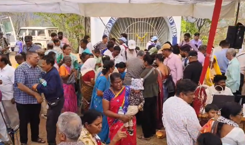 Thousands of Pilgrims Flock to Miraculous Cross for Diocesan Day of Reparation 1 Screenshot 2026 03 28 152838