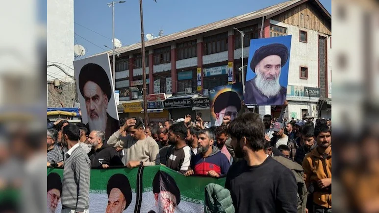 Massive protests in Kashmir mourn Khamenei’s death, streets filled with grief and slogans 1 bl0veoi8 srinagar protest