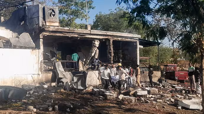 17 Killed, 18 Injured In Massive Explosion At Nagpur Gunpowder Factory 1 nagpur factory fire 014458743