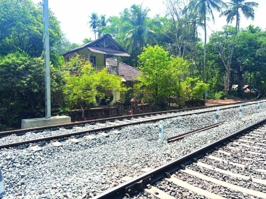 SUNDAY HEARING? VELSAO FIGHTERS CALL IT A MOCKERY 1 railway 3