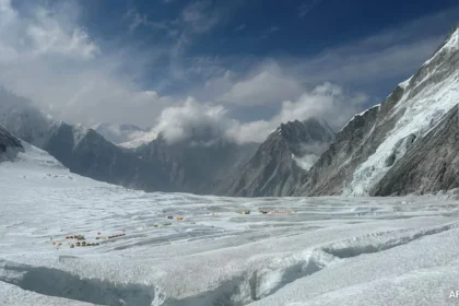 7aj08h6o mount everest afp 625x300 24 April 26