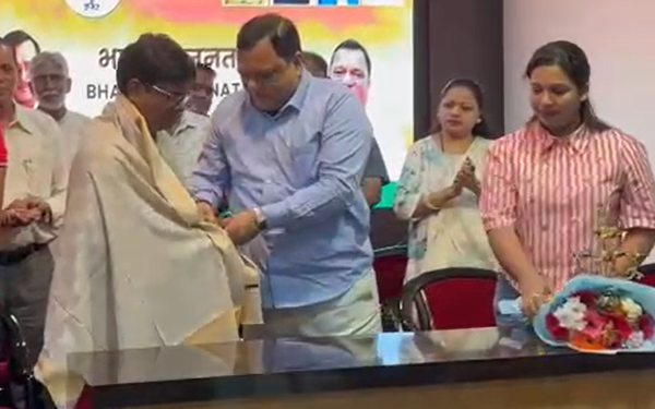 Chicalim Sarpanch Kamla Prasad Yadav Receives Best Sarpanch Award, Son Veer Honoured as Emerging Cricketer 1 Screenshot 2026 05 28 150135