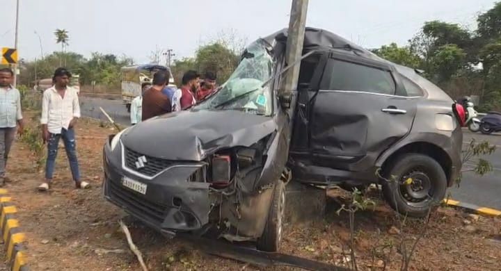 Driver Seriously Injured in Self-Accident Near Kadamba Ferns Hotel on Panaji-Old Goa Bypass 1 WhatsApp Image 2026 05 11 at 5.09.39 PM