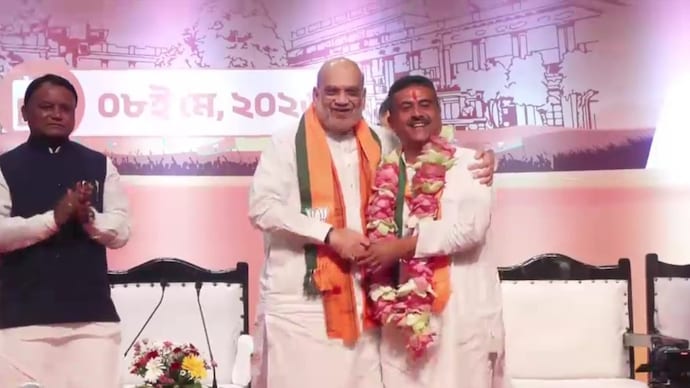 Suvendu Adhikari Set to Be BJP’s First Chief Minister in West Bengal 1 amit shah suvendu adhikari 083457647 16x9 0 1