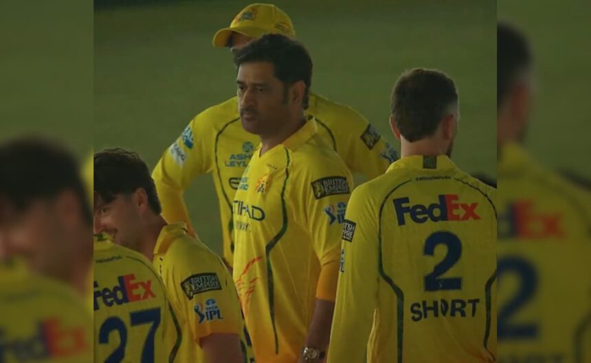 d527lds8 ms dhoni 625x300 18 May 26