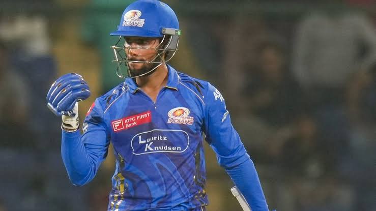 Tilak Varma’s ₹28K Watch Broken by Jamie Overton’s Express Pace; Video Breaks the Internet 1 images 39