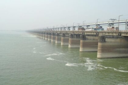 q3dpekn farakka barrage west bengal 625x300 27 August 24