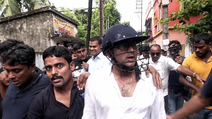 tmc mp abhishek banerjee 305755838