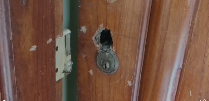 Gunshots fired at Shiv Sena Goa chief's Shirgao residence 2 6 Upednra Gaonkar 2 buller piercing the door