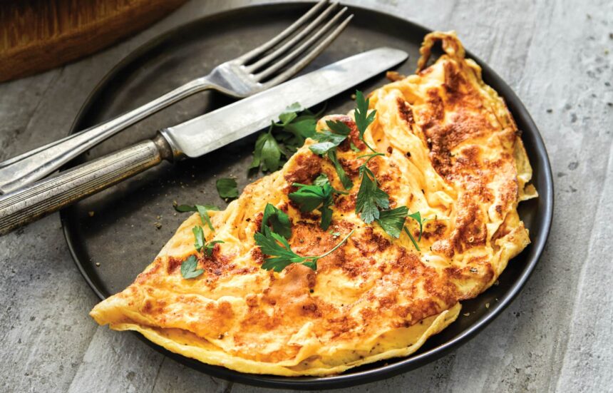 5 HIGH-PROTEIN EGG BREAKFASTS TO TRY IF YOU'RE BORED OF OMELETTES 1 Basic omelette