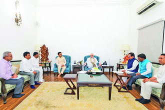 Leaders met Union Home Minister in Delhi 2
