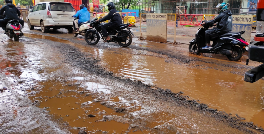 Crater-Ridden Porvorim–Mapusa Road Puts Commuters at Risk; Residents Demand Urgent Repairs 1 Screenshot 2026 06 25 141045