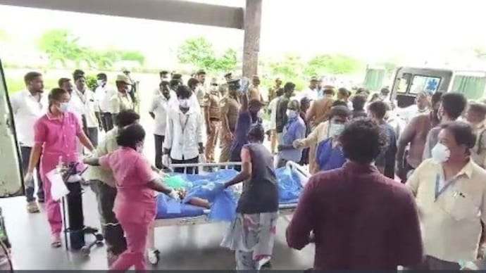 Two killed, dozens affected in ammonia gas leak at Tamil Nadu seafood unit 1 ammonia gas leak 215021750