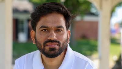 What Time Will Abhijeet Dipke Land in Delhi to Lead the Student Protest? 1 images 3 16
