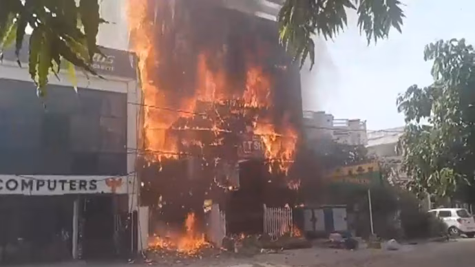 pet shop fire triggers panic in lucknow flames engulf multi storey building 222757974