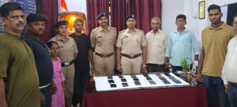 Ponda Police Recover 18 Lost and Stolen Mobile Phones 1 1000003187
