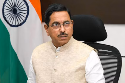2754970 prahlad joshi hrd minister 1
