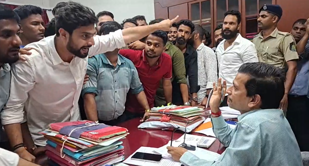 Goa University Suspends Canteen Contractor After Worms Found in Food 2 Screenshot 2026 07 10 142712