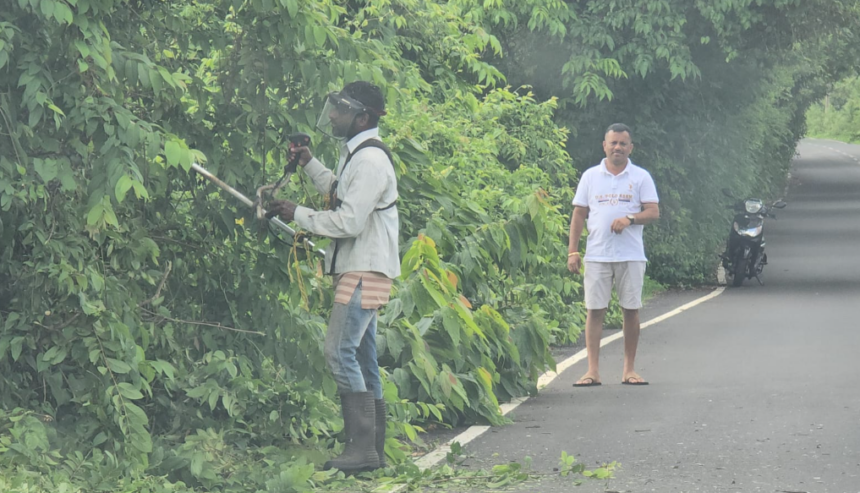 Former Sarpanch Clears Roadside Vegetation to Improve Safety on Pernem–Korgaon Road 1 Screenshot 2026 07 13 120129