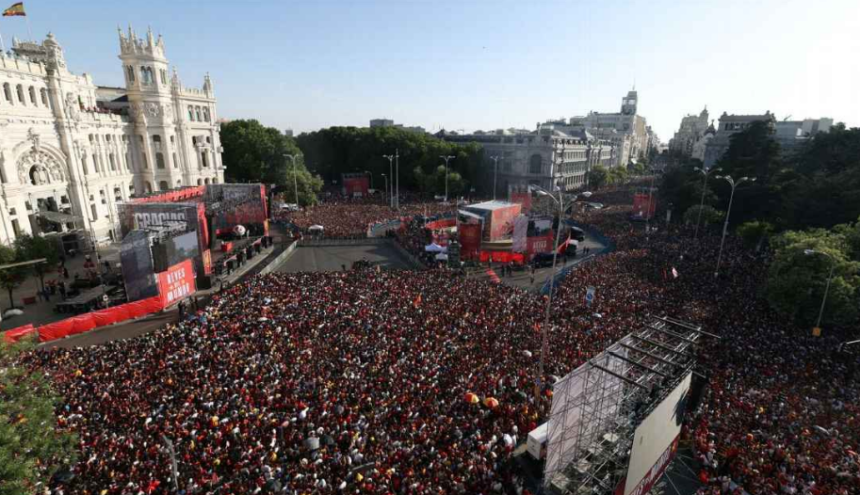 Spain Celebrates FIFA World Cup Victory with Massive Open-Top Bus Parade in Madrid 1 Screenshot 2026 07 21 091606