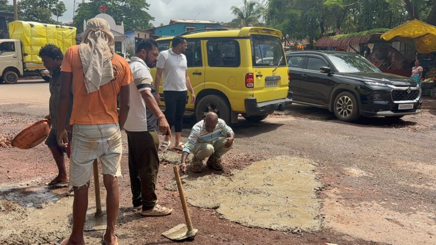 Curchorem Residents Fill Potholes Themselves Again Amid Growing Frustration 1 WhatsApp Image 2026 07 10 at 11.24.57 AM