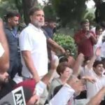 congress mps hold a protest at lok kalyan marg
