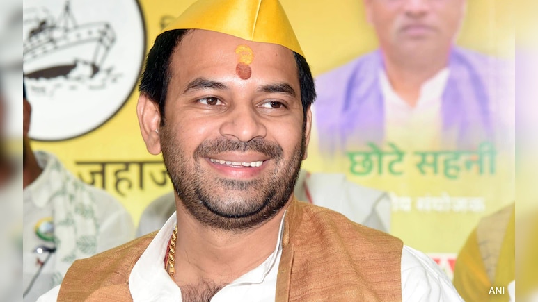 Tej Pratap Yadav Detained During Bihar Bandh Protest Over NEET Paper Leak 1 g9ebqcfk tej pratap