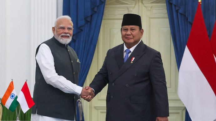 IIM Bangalore to Open First Overseas Campus in Indonesia, PM Modi Announces 1 pm modi announces iim bangalores first overseas campus in indonesia for asean 072657843
