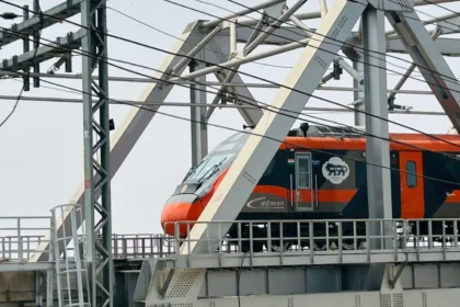 vande bharat express trains indian railways 2 2026 07 04e804856054dd3af10c3ef16a89e8a5