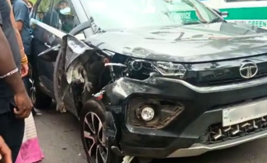 Father-Son Seriously Injured In Head-On Collision At Quepem 1 1000003855