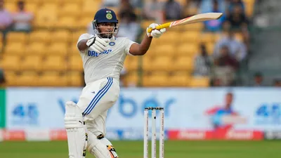 Sarfaraz Khan 1729609482744 1786117693247 8228120b 9f55 429e 9693 ee3704054bd5