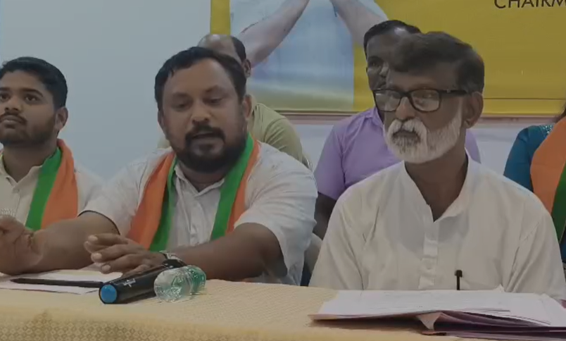 Bicholim School Continues in Rented Building Four Years After Demolition; Activist Alleges Delay in New Construction 1 Screenshot 2026 08 07 111057