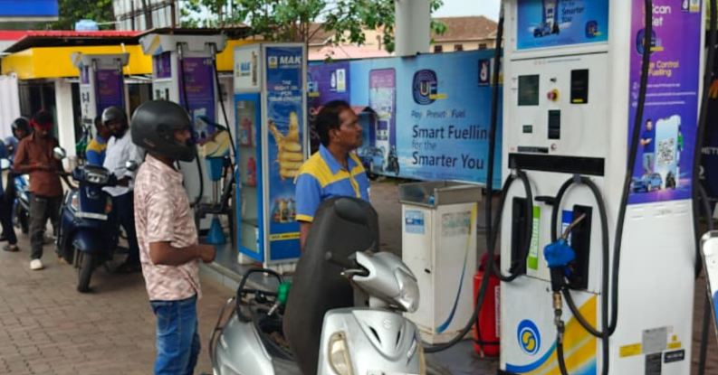 Political Sticker Found at Bharat Petroleum Fuel Station; Authorities Likely to Probe if Complaint Is Filed 1 Screenshot 2026 08 07 150946
