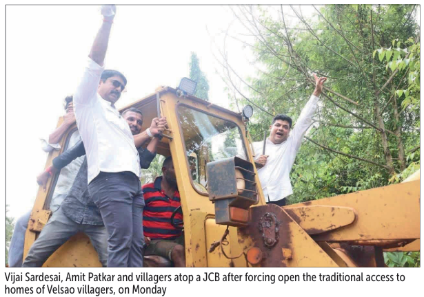 VELSAO VILLAGERS DEFY POLICE, FORCE OPEN BLOCKED ACCESS 1 Screenshot 2026 08 11 082506