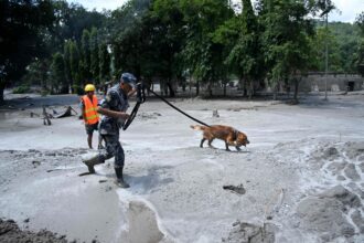 TOPSHOTS TOPSHOT NEPAL WEATHER LANDSLIDE FLOODS 004439 1920x1280 1