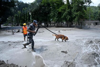 TOPSHOTS TOPSHOT NEPAL WEATHER LANDSLIDE FLOODS 004439 1920x1280 1