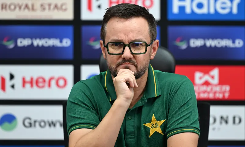 That’s How Agents Are Formed’: Rashid Latif Questions Mike Hesson’s Loyalty, Raises IPL Connection Concerns 1 16135303966e082