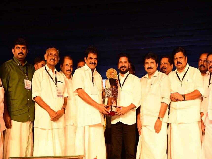 ‘NO AMBITION LEFT FOR MYSELF’: REVANTH REDDY AFTER RECEIVING ARYADAN MOHAMMED AWARD 1 ANI 20260925162405