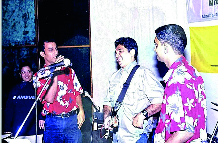 Savio Noronha and Bambino Dias with Edwin Braganza of Crimson Tide